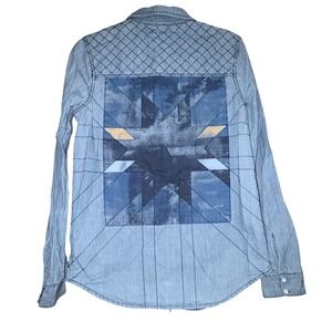 Roxy Womens Blue Denim Button Down Shirt Star Back Graphic Quilted Western Large